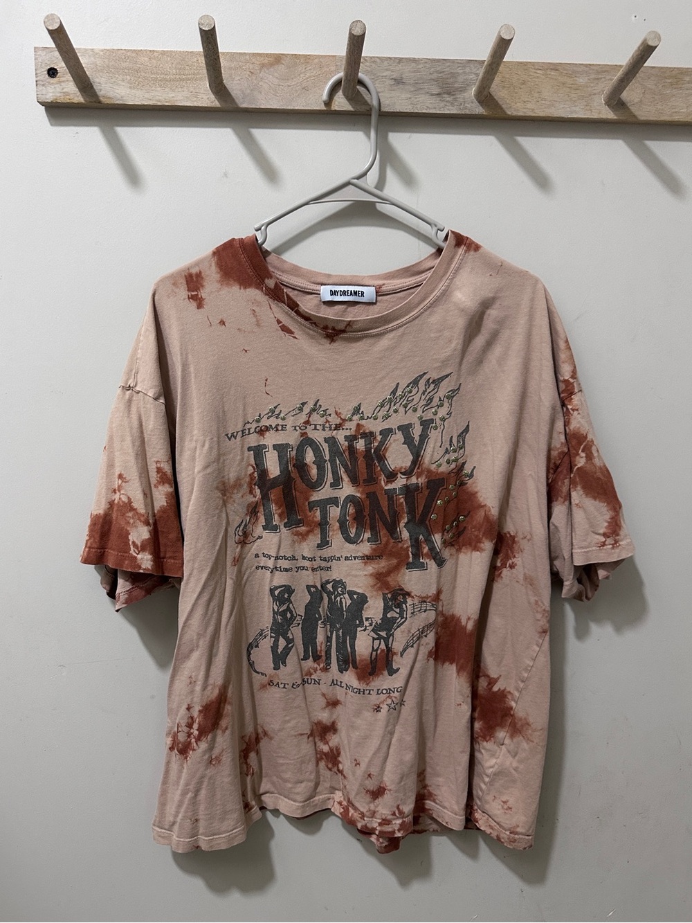 DAYDREAMER HONKY TONK TEE